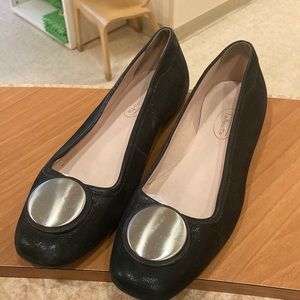 Black ballerina shoes flat shiny leather black sz 7A Talbots  / rubber sole